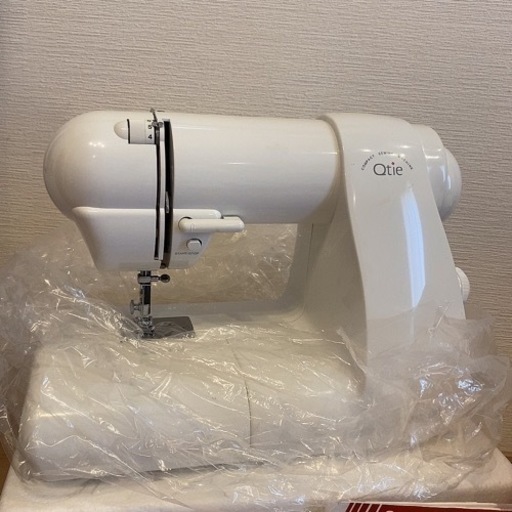 ミシン 美品 箱説明書付き