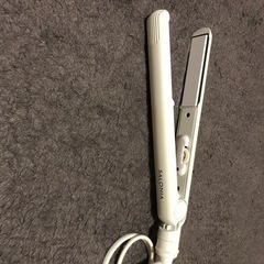 サロニアのアイロン