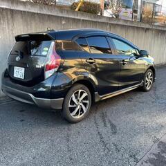 アクア X-URBAN ★最上級★ 車検たっぷり トヨタ アクア ハイブリッドの画像
