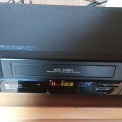 Nv-hb48 パナソニック　ビデオデッキ　ジャンク品の画像