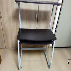 パソコンデスクの画像