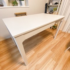 ikea伸長式ダイニングテーブル ホワイト