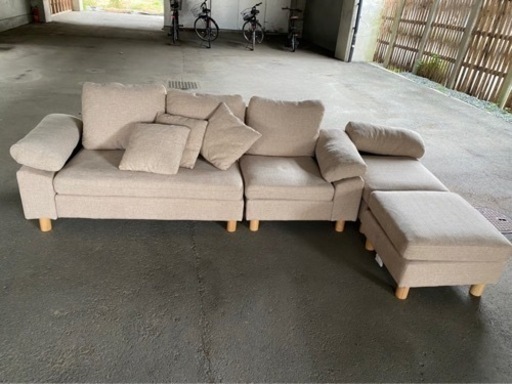 【ほぼ未使用】3人用ソファ　オットマン付き