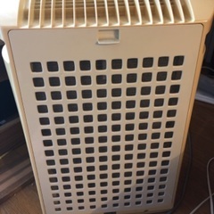 空気清浄機（フィルターつき）