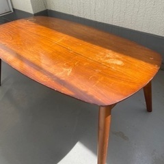 センターテーブル