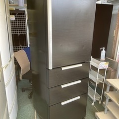 【リサイクルサービス八光　田上店　安心の1か月保証　配達・設置OK】 アクア AQR-SD36A-MD [冷蔵庫(355L・右開き）ダークウッド]