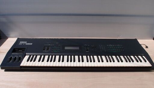 YAMAHA  SY-99 中古