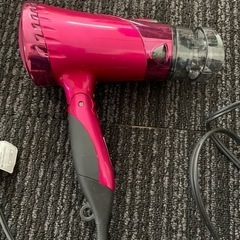 ドライヤーの画像