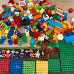 レゴブロック・デュプロ　アンパンマンやミッキー大量セット