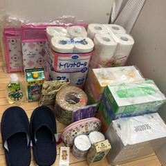ティッシュペーパーなどいろいろ‼️各200円✨洗剤　ティッシュ
