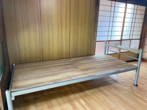シングルベット