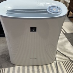 空気清浄機　シャープ2018年製