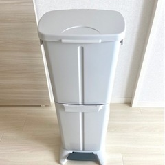 [問い合わせ多数につき受付ストップ]ニトリ分別ペダルペール2段 ...