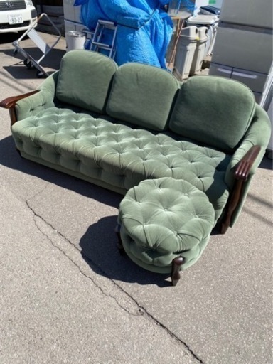 マルニ　アンティーク3人掛けソファ　オットマン付き　グリーン