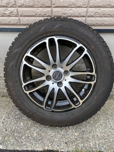 スタッドレスタイヤ