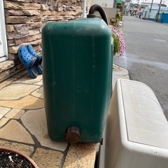 雨水タンク 80リットルの画像