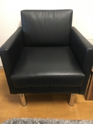 【美品】1人掛ソファ×2とガラステーブルセット