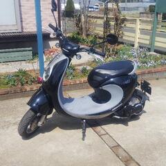 原付免許で乗れる電動バイクnotteV2
