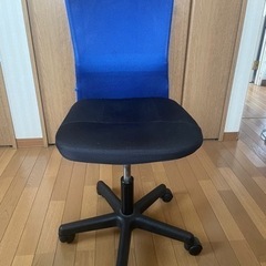 デスクチェアー・IKEA