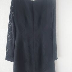 NORMA KAMALI ワンピースとブラウスの画像