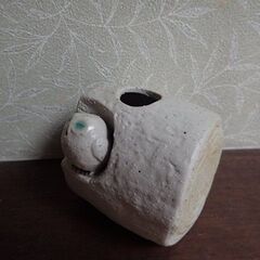 一輪挿し　「切り株と梟」の画像