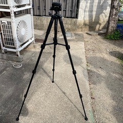 カメラ　三脚