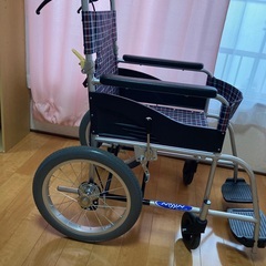 アルミ製車椅子　介助用