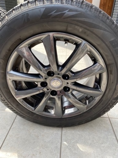 BMW2シリーズスタッドレスタイヤ