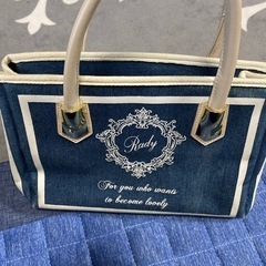 レディのバッグ