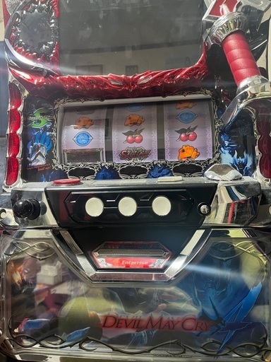 スロット　実機　デビルメイクライ4