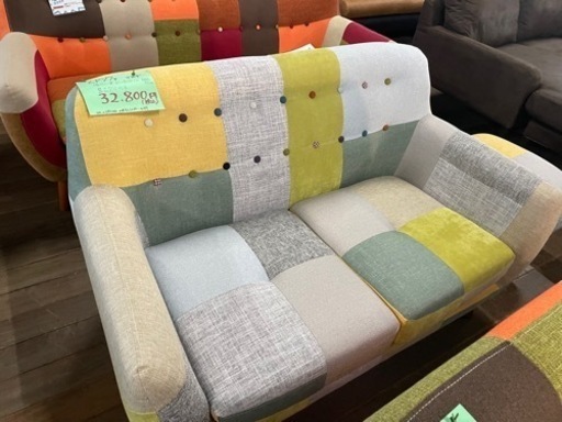 カラフルソファー！新品あります