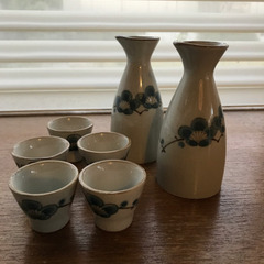 とっくり、おちょこセット　青い梅の花模様
