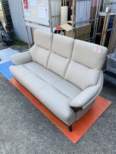 ３人掛け合皮ソファー　【美品】