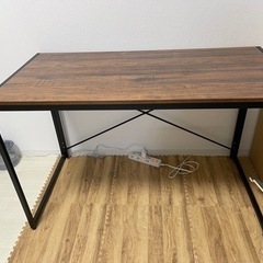 パソコンデスク　テーブル取りに来られる方限定