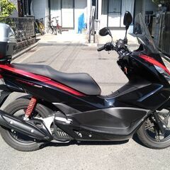 ★★PCX150(KF18)限定色（赤黒ツートン）★★の画像