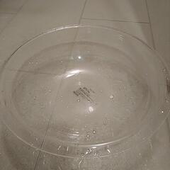 お風呂チェアと洗面器の画像