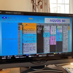 8 シャープ　AQUOSレコーダー