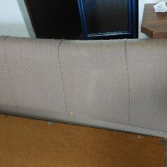 ダブルベッド枠のみ(寝具無し)の画像