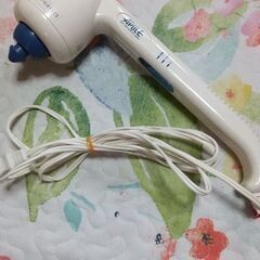 肩たたき機白