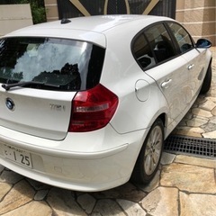 BMW 116 ワンオーナー 低走行27000キロ 本革シート ディーラー整備記録多数ありの画像