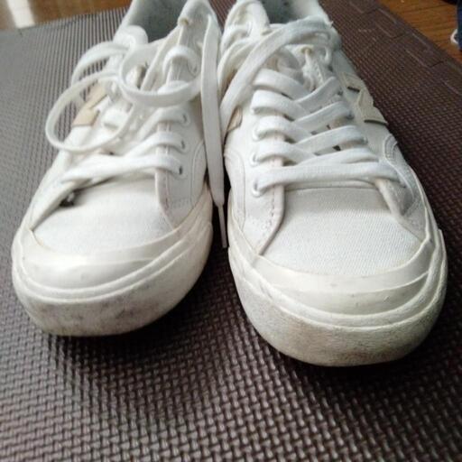 new balanceスニーカー