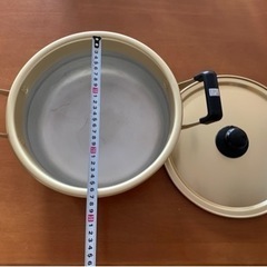 (お話し中)アルミ両手鍋　差し上げます