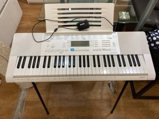 カシオ 光ナビゲーションキーボード LK-223 スタンド付 中古
