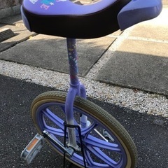 GW値下げ　ブリヂストン製一輪車　スタンド付き　20インチ