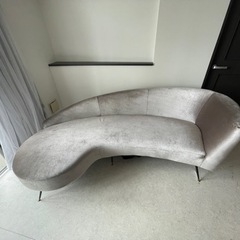 【無料】海外インテリア　3人がけソファの画像