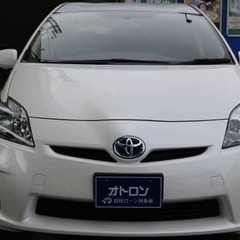 【審査通過率95％！自社ローン専門店】燃費重視ならプリウス🔥の画像