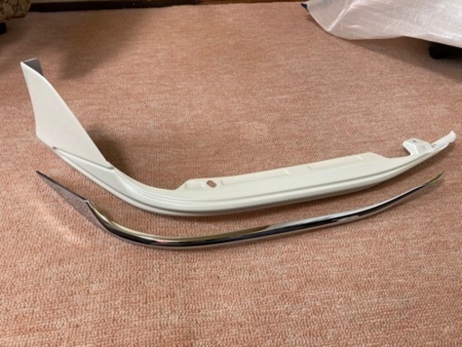 【再投稿　取引中】モデリスタ　マジェスタ　フロント右　新品