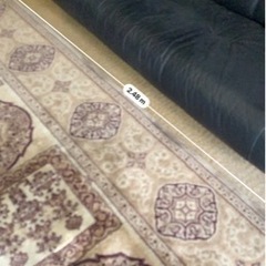 【商談中】絨毯、イス2つセットの画像