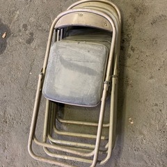 パイプ椅子  取り引き中の画像