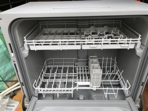 【清掃済】 Panasonic  食器洗い乾燥機　NP-TA3-W  2020年製